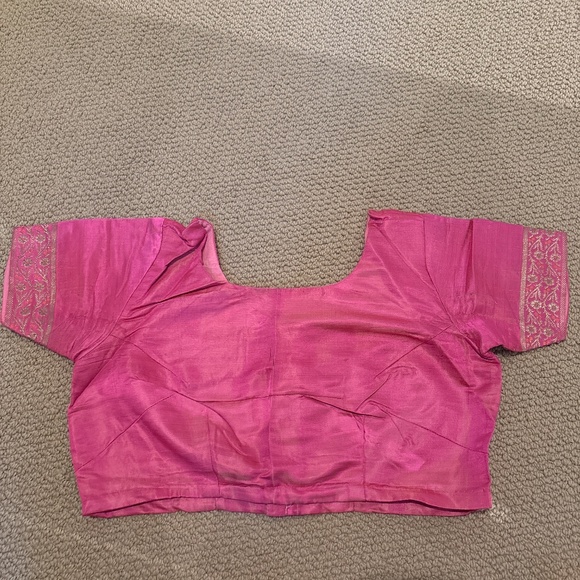 Pink Brocade Silk Saree - Picture 5 of 7